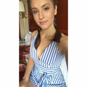 Meet your Posher, Carolina